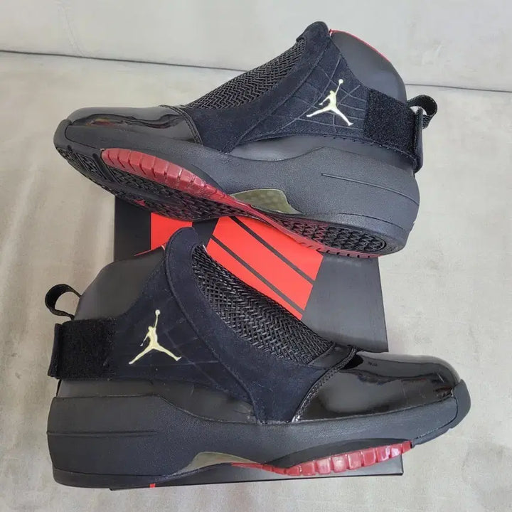 [BUNJANG] Nike Air Jordan 19 OG "Bred" / 나이키 에어조던 19 OG 브레드 270 / (265, 260)