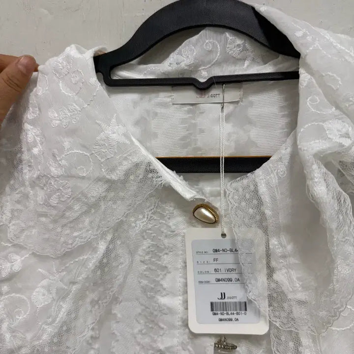 [BUNJANG] Jigott Blouse / 지고트 블라우스