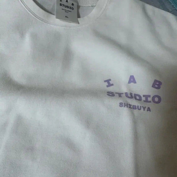 [BUNJANG] IApp Studio Shibuya T-Shirt XL / 아이앱스튜디오 시부야 반팔 xl 판매