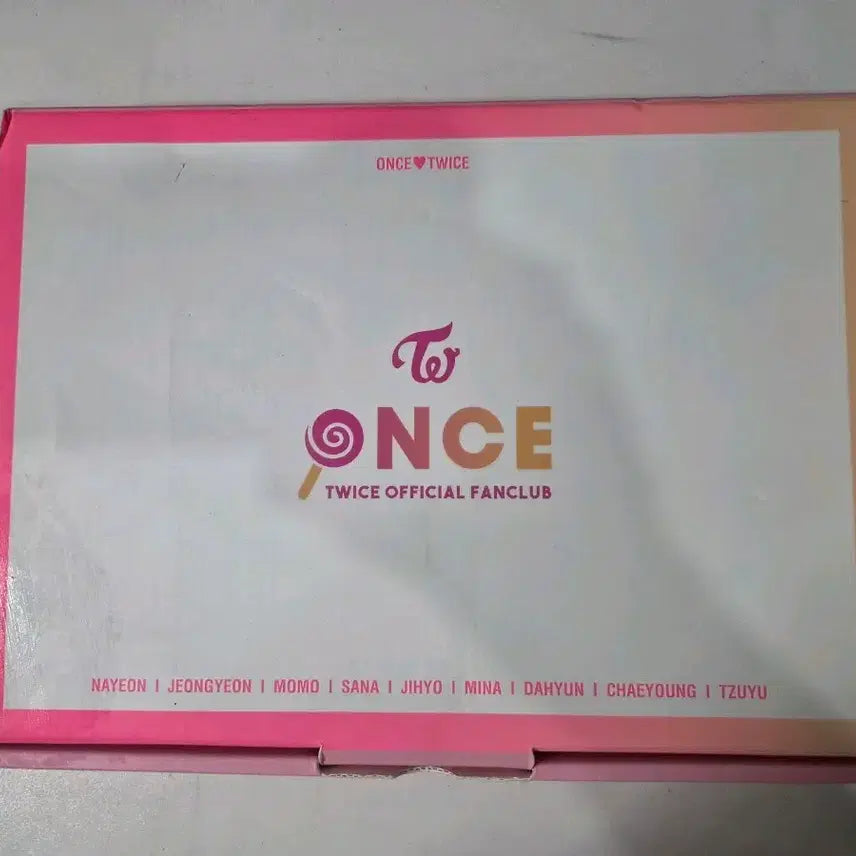 [BUNJANG] TWICE Official Fanclub ONCE 1st Generation Gift Set / 트와이스 공식 팬클럽 ONCE 1기 기프트 세트 (가성비 소장용)
