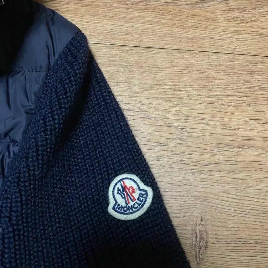 [BUNJANG] Moncler Knit Padded Hooded Zip-Up Jacket (Authentic) / [정품] 신세계백화점 구매 몽클레어 니트패딩 후드집업 자켓