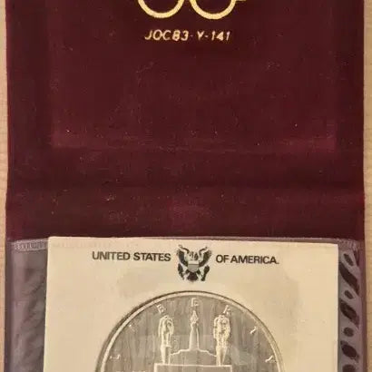 [BUNJANG] 1984 Olympic Silver Dollar Uncirculated Coin / 1984년 올림픽 은화 달러 미사용 주화