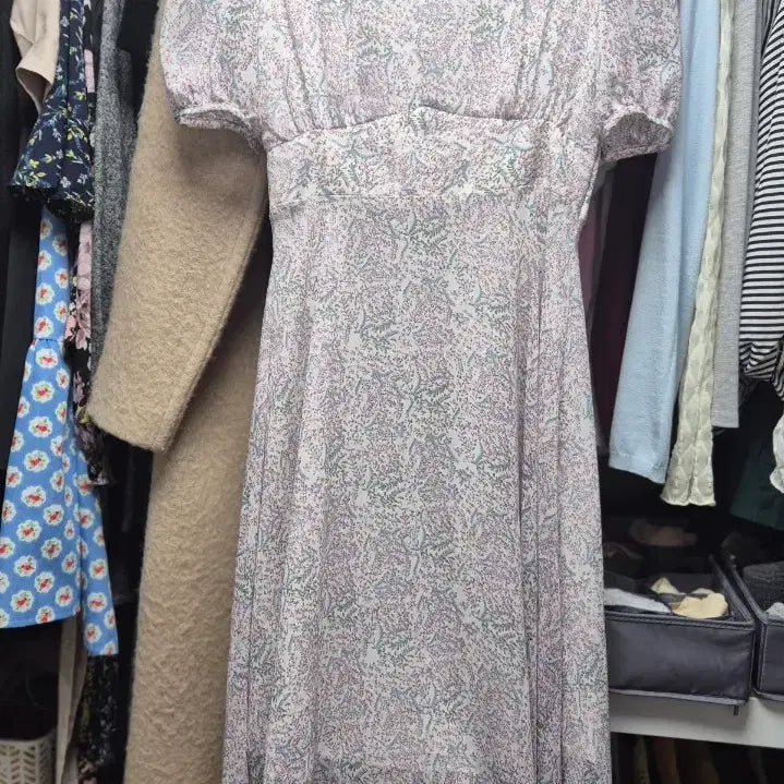 [BUNJANG] MOIRAI Floral Print Dress / 모이라이(MOIRAI) 원피스