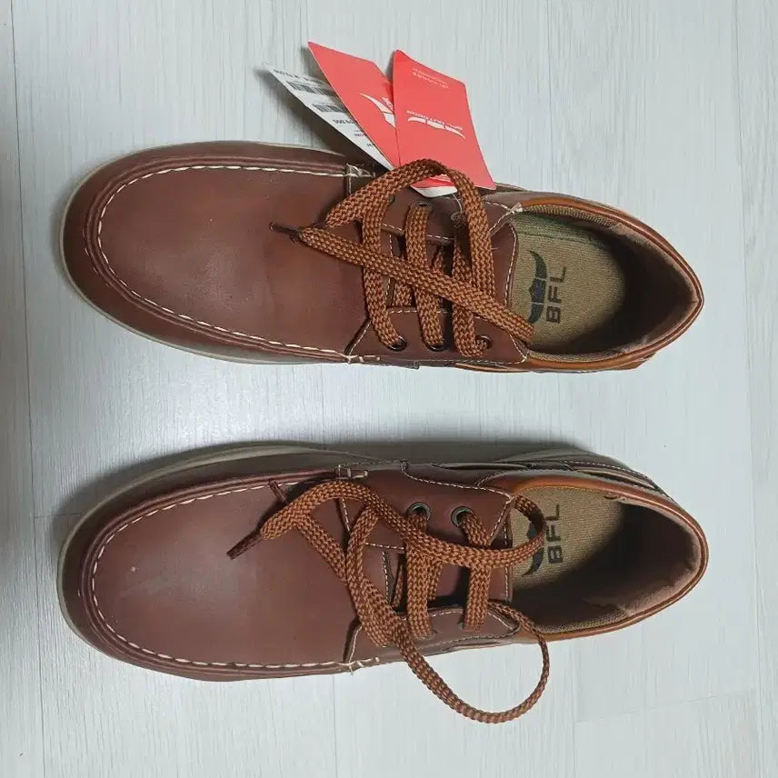 [BUNJANG] BFL Boat Shoes Brown Unworn Size 255 / BFL 보트슈즈를 미착용 신품