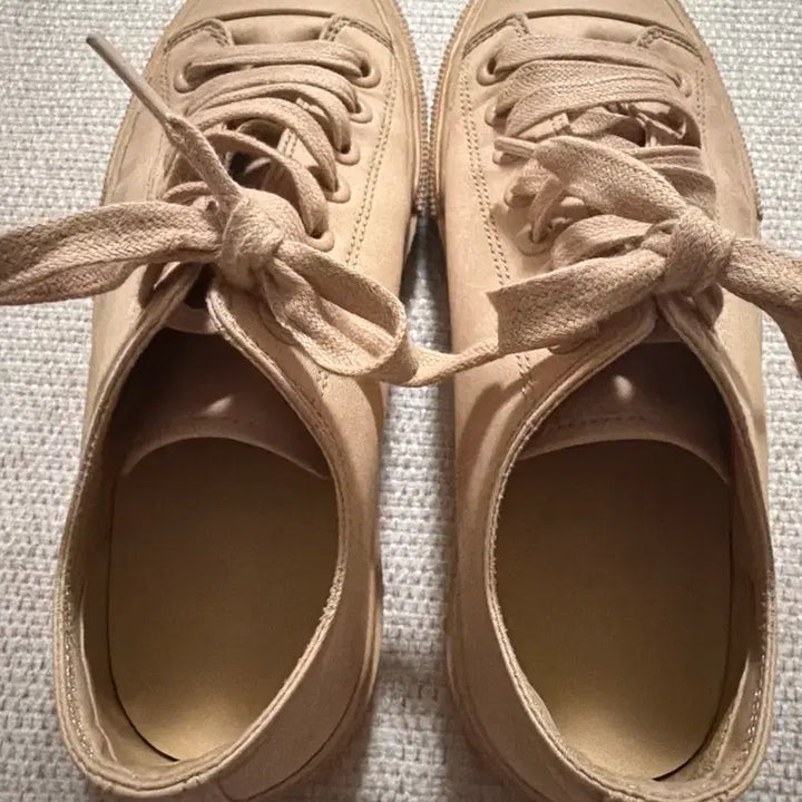 [BUNJANG] Burberry Logo Print Canvas Sneakers Beige / 버버리 베이지 로고 프린트 캔버스 스니커즈