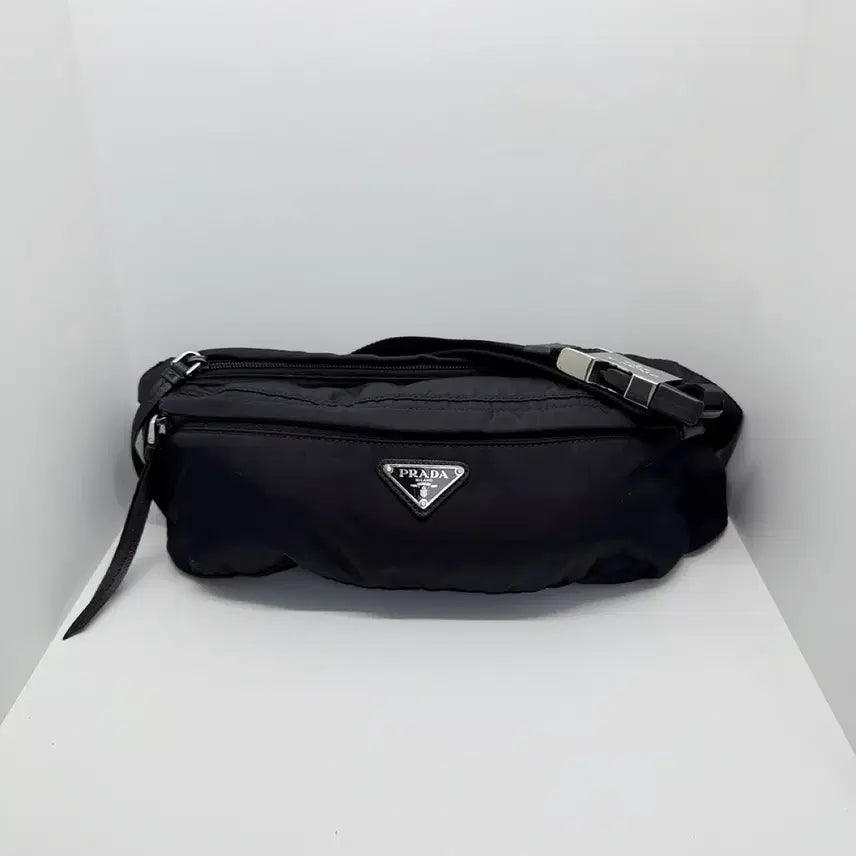 [BUNJANG] Prada Re-Nylon Hip Bag 2VL034 / [프라다] 리나일론 힙색 2VL034 / A급