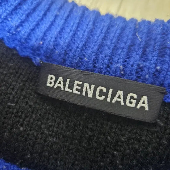[BUNJANG] Balenciaga Multi Logo Knit Blue / [S] 발렌시아가 멀티로고 니트 블루
