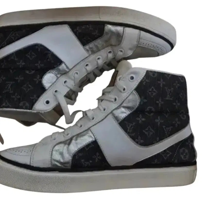 [BUNJANG] Louis Vuitton Silver Two-Tone Leather Trainer Sneakers / [하이엔드_풀구성] 루이비통 실버 투톤 레더 트레이너 스니커즈 275