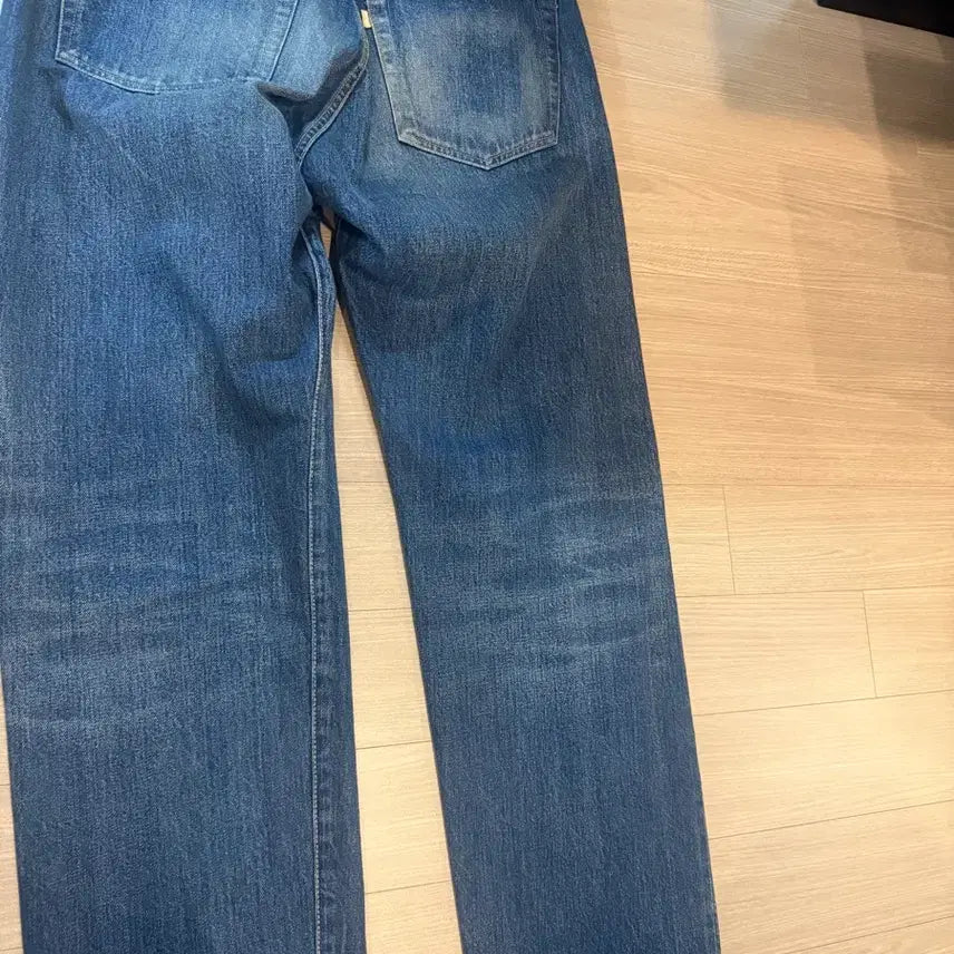 [BUNJANG] Haeril Regular Denim Size 1 / 헤릴 레귤러 데님 1사이즈