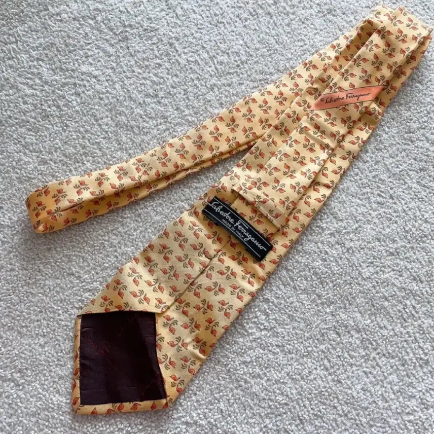 [BUNJANG] Salvatore Ferragamo Silk Necktie / 페라가모 정품 넥타이