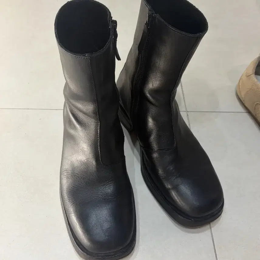 [SOLD OUT] [41, 260] 아워레가시 카미온 블랙