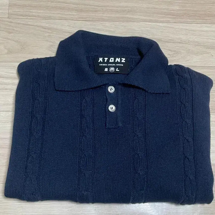 [BUNJANG] XTONZ Daffodil Cable Knit Short Sleeve Navy M / 엑스톤즈 대퍼딜 꽈배기 니트 반팔 네이비 M