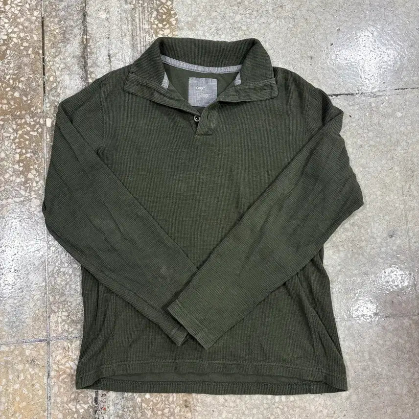 [BUNJANG] GAP Khaki Long-Sleeve T-Shirt / 갭 GAP 카키색 긴팔 티셔츠 / b4