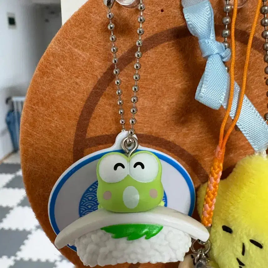 [BUNJANG] Keropi Sushi Keychain / 케로피 스시 키링
