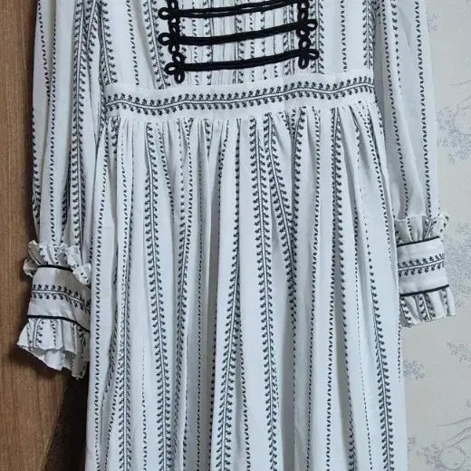 [BUNJANG] Retro Moon Long Dress / 레트로문 원피스