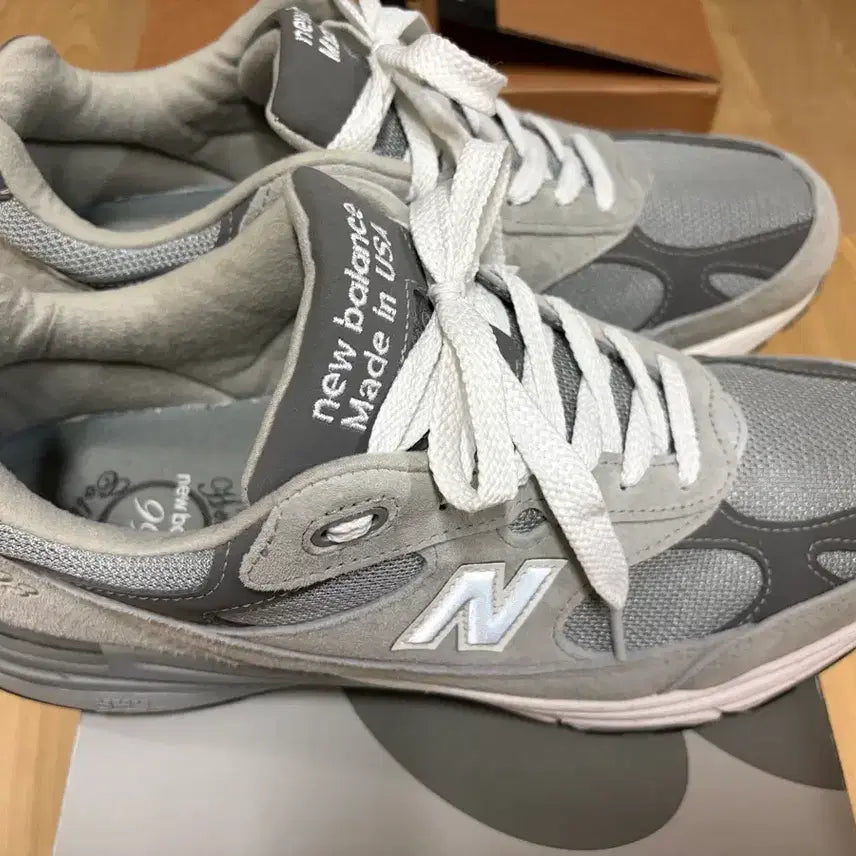 [BUNJANG] New Balance 993 Size 295 Sneakers / 뉴발란스 993 295사이즈
