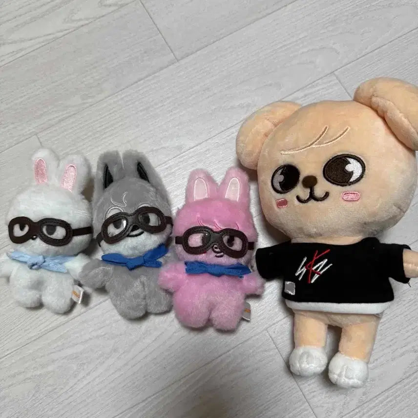 [BUNJANG] Stray Kids PERMPIM 4 Types Doll Set / 스트레이키즈 스키즈 퍼핌 인형 4종