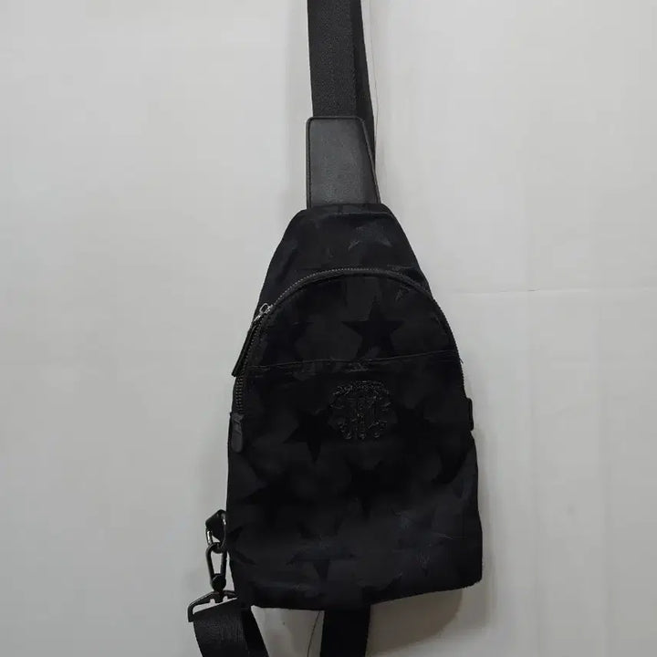 [BUNJANG] Mangvs Sling Bag / 망베르스 슬링백