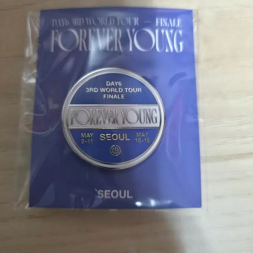 [BUNJANG] DAY6 Forever Young Seoul Badge / 데이식스 DAY6 포에버영 서울 뱃지새상품