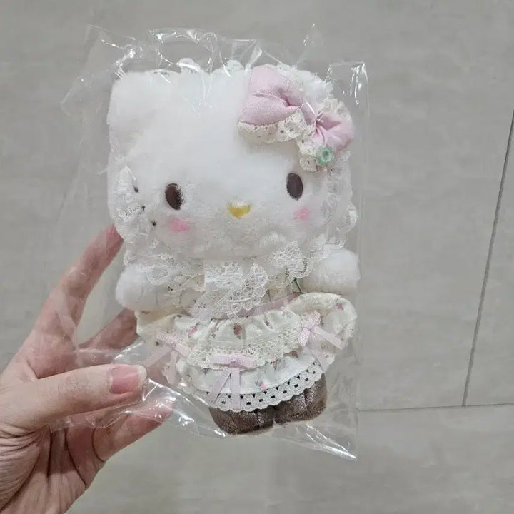 [BUNJANG] Hello Kitty Forest Mascot Plush / 헬로키티 포레스트 마스코트