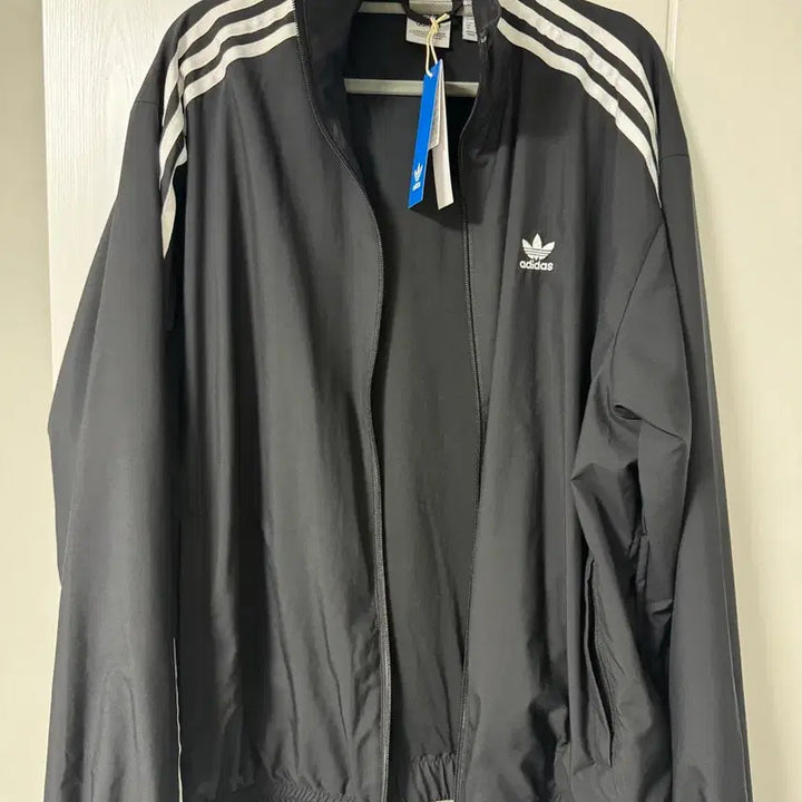 [BUNJANG] Adidas Adilenium Season 1 Oversized Track Jacket Black / 이번주거래시[xs] 아디다스 아딜레늄 시즌1 오버사이즈 트랙자켓 블랙