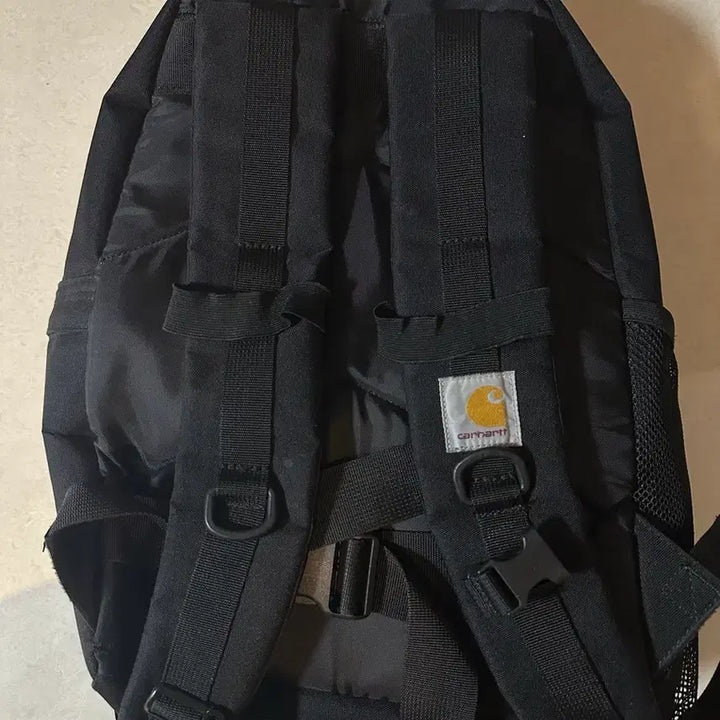 [BUNJANG] Carhartt Kickflip Backpack Black / 칼하트 킥플립 백팩