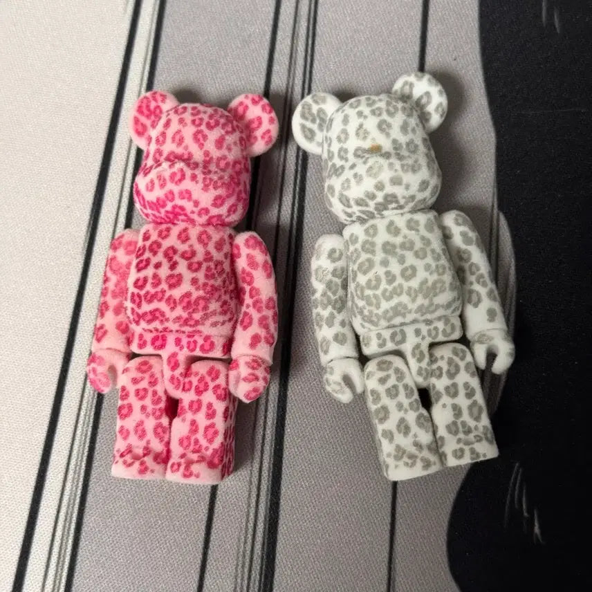 [BUNJANG] Bearbrick Series 30 Leopard Pattern &amp; Reverse Pattern Set / 베어브릭 30탄 호피 패턴 역패턴 세트
