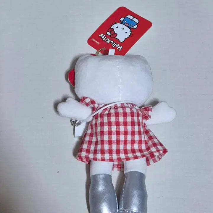 [BUNJANG] Hello Kitty Long Legs Checkered Dress Doll Keyring / 롱다리 헬로키티 체크 원피스 인형 키링(새상품)