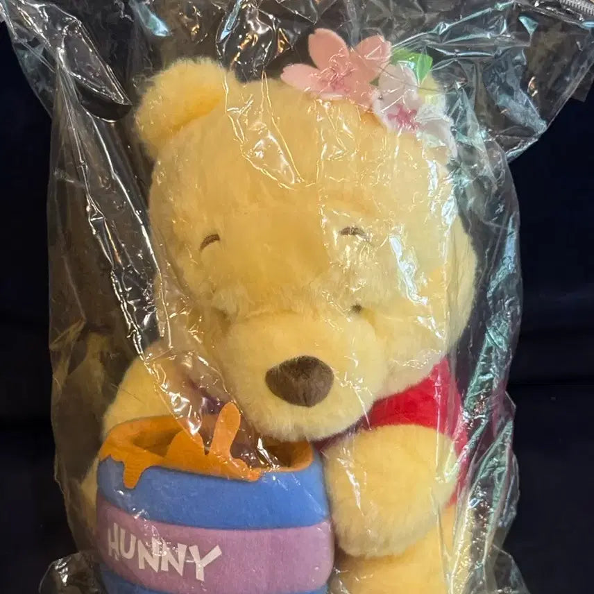 [BUNJANG] Compose Coffee Winnie the Pooh Honey Pot Plush / 컴포즈커피 곰돌이푸 꿀단지 인형