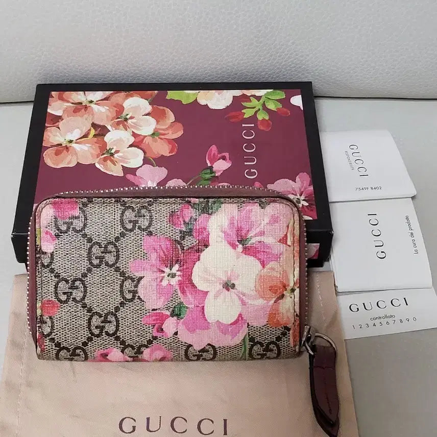 [BUNJANG] Gucci Bloom Zipped Card Holder / 구찌 블룸 지퍼돌이 카드지갑 정품