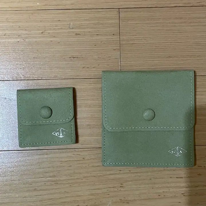 [BUNJANG] Van Cleef &amp; Arpels Jewelry Pouch / *새상품* 반클리프앤아펠 주얼리 파우치