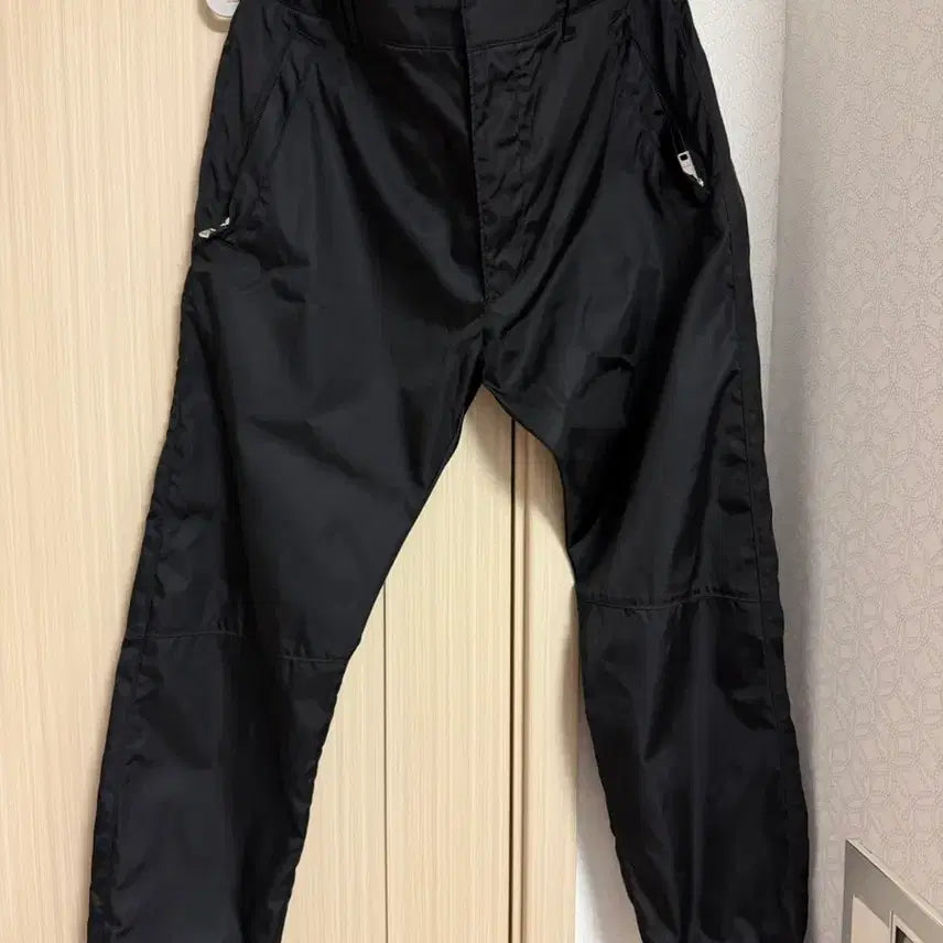 [BUNJANG] Prada Re-Nylon Pants Black / 프라다 리나일론 팬츠 SPH66
