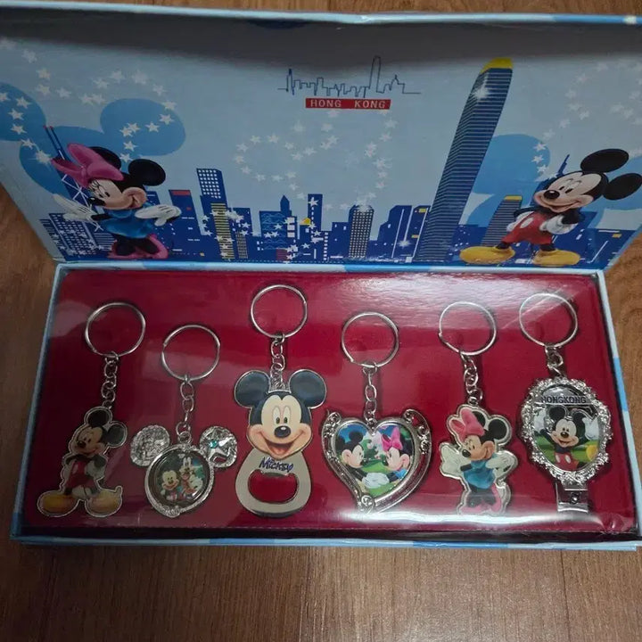 [BUNJANG] Hong Kong Disneyland Mickey Mouse Keychain, Opener, and Nail Clipper Set / 미키마우스 홍콩 디즈니랜드