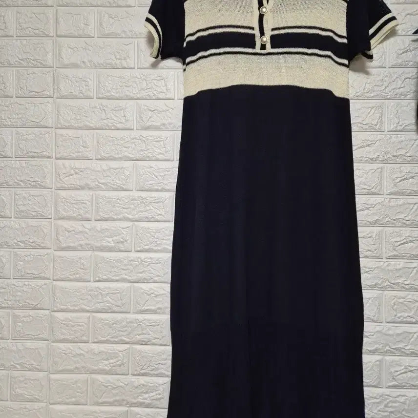 [BUNJANG] Sisley Collar Knit Dress / 시슬리  카라 니트 원피스