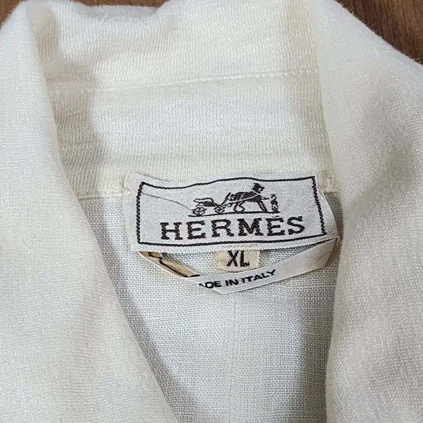 [BUNJANG] Hermes Ivory Long Sleeve Shirt / 에르메스 아이보리 긴팔 셔츠 105