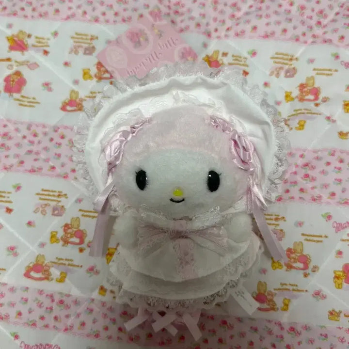 [BUNJANG] Sanrio My Melody White Frill Mascot / 산리오 화이트프릴 마이멜로디 마스코트