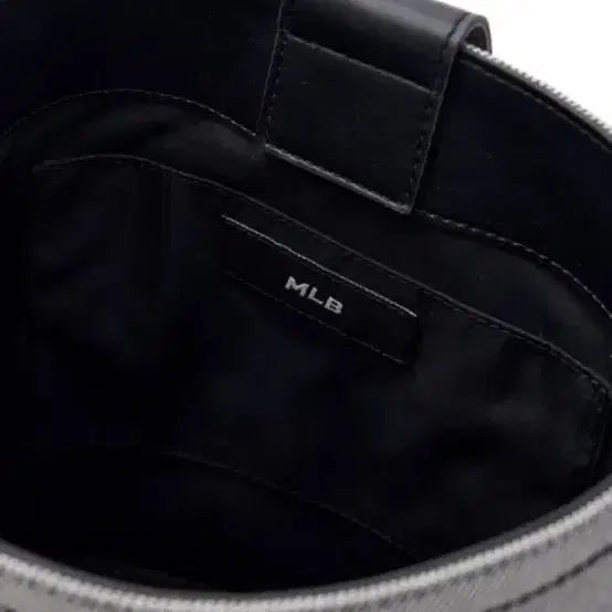 [BUNJANG] MLB New York Yankees Canvas Bucket Bag / MLB 뉴욕 양키스 캔버스 버킷백 (새상품)