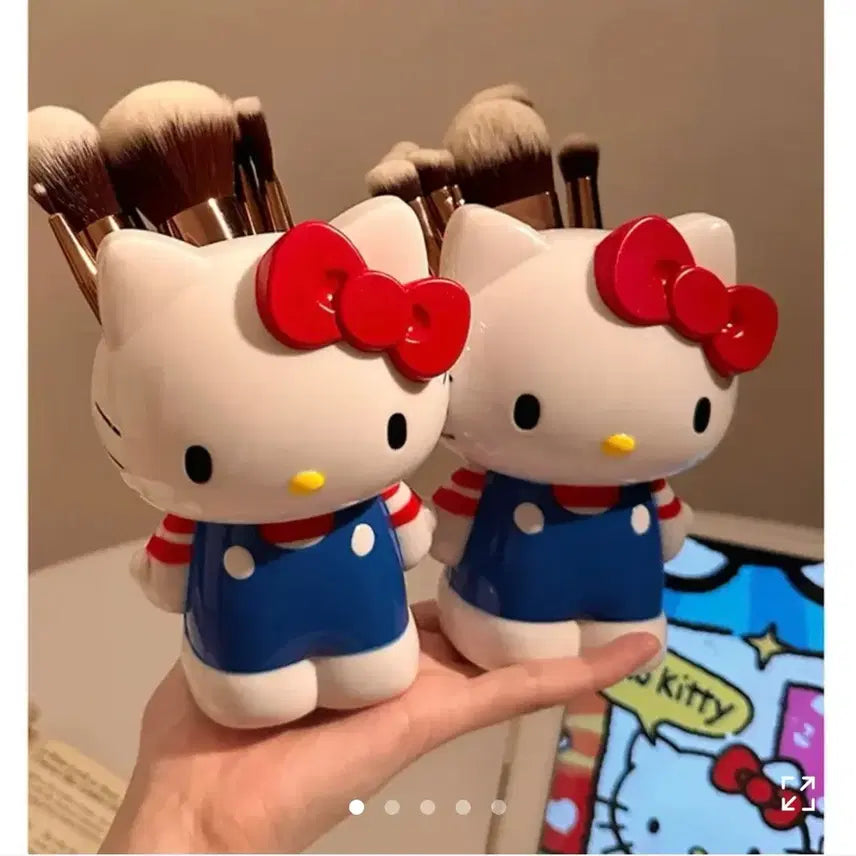[BUNJANG] Hello Kitty Pen Holder / Brush Holder / 헬로키티 펜꽂이 브러쉬꽂이 (하나 남았어요)