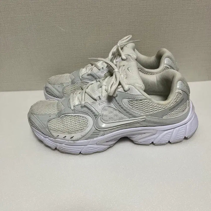 [BUNJANG] Nike V5 RNR Running Shoes 280mm / 상태최상 25년 나이키 V5 RNR 런닝화 280mm