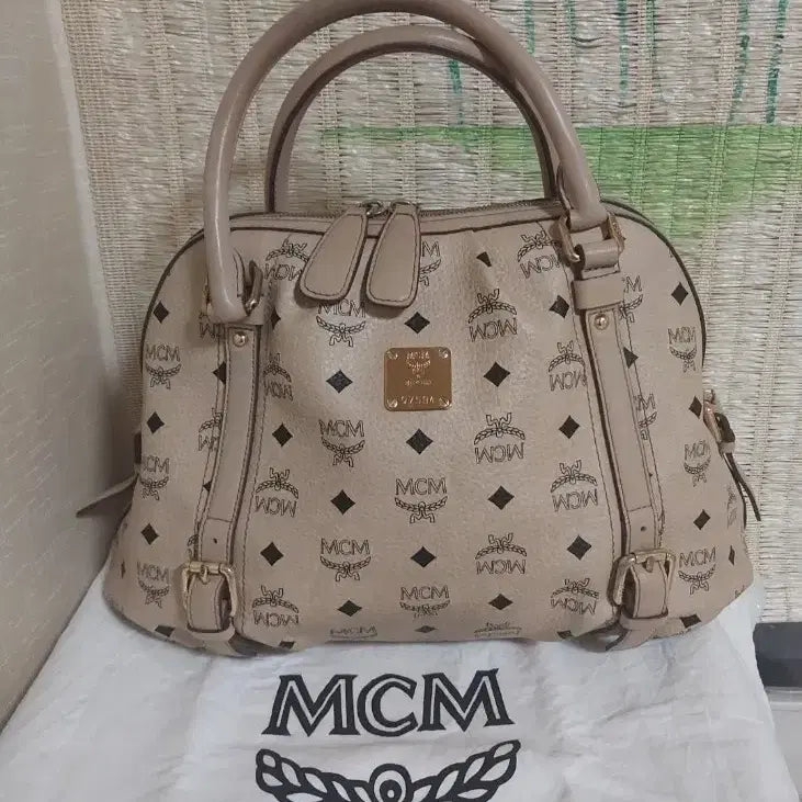 [BUNJANG] MCM Logo Shoulder Bag Tote Bag Beige (Bundle Set) / 2종일괄)정품 MCM 로고 숄더백 토트백 베이지