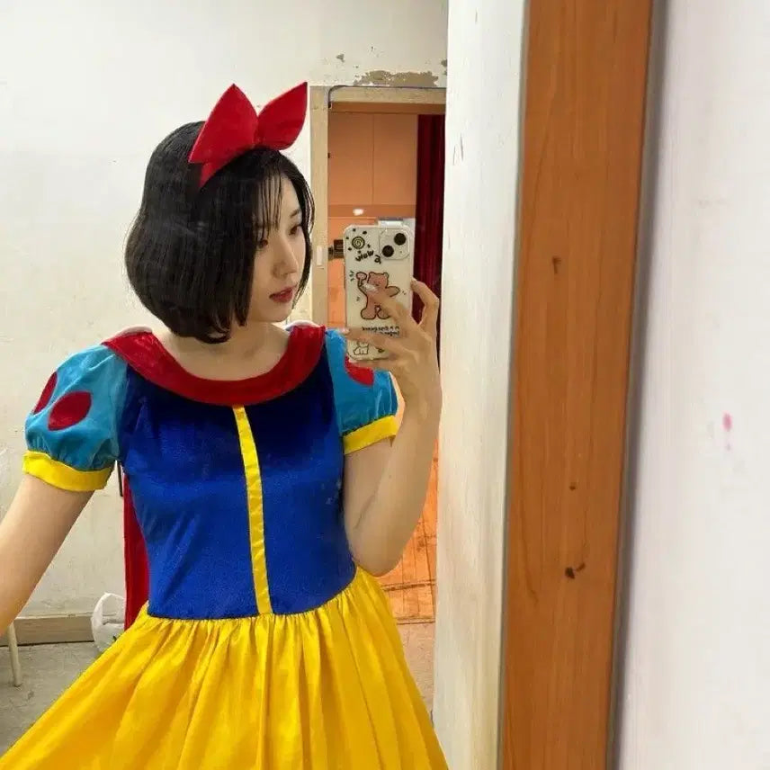 [BUNJANG] Snow White Princess Costume Rental / 졸업사진대여 백설공주 드레스 코스튬 의상대여 졸업사진코스프레 공주코스프레