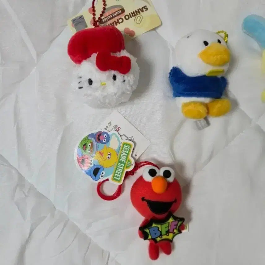 [BUNJANG] Sanrio Sesame Street A Hiruno Keychain Bundle Set / 일괄 세서미 인형 아히루노 키링 핼로키티 산리오 열쇠고리 캐릭터