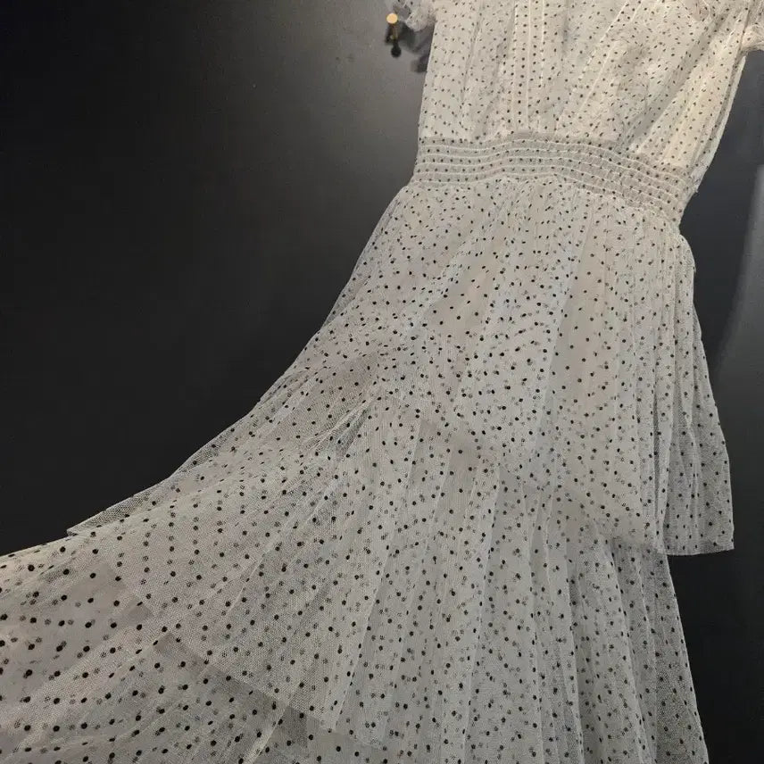 [BUNJANG] Maje White Dotted Tiered Long Dress / 마쥬 화이트 도트 캉캉 롱 원피스