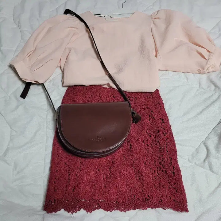 [BUNJANG] Answer Lace Skirt Burgundy M / Answer 레이스 스커트