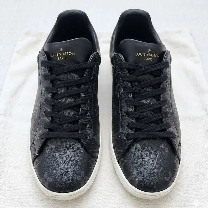 [BUNJANG] Louis Vuitton Monogram Eclipse Sneakers / [정품] 남성 루이비통 모노그램 블랙 스니커즈