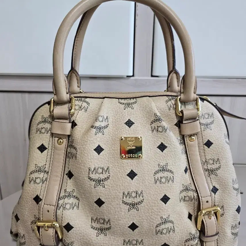 [BUNJANG] MCM Visetos Tote Bag Beige / MCM 비세토스 베이지