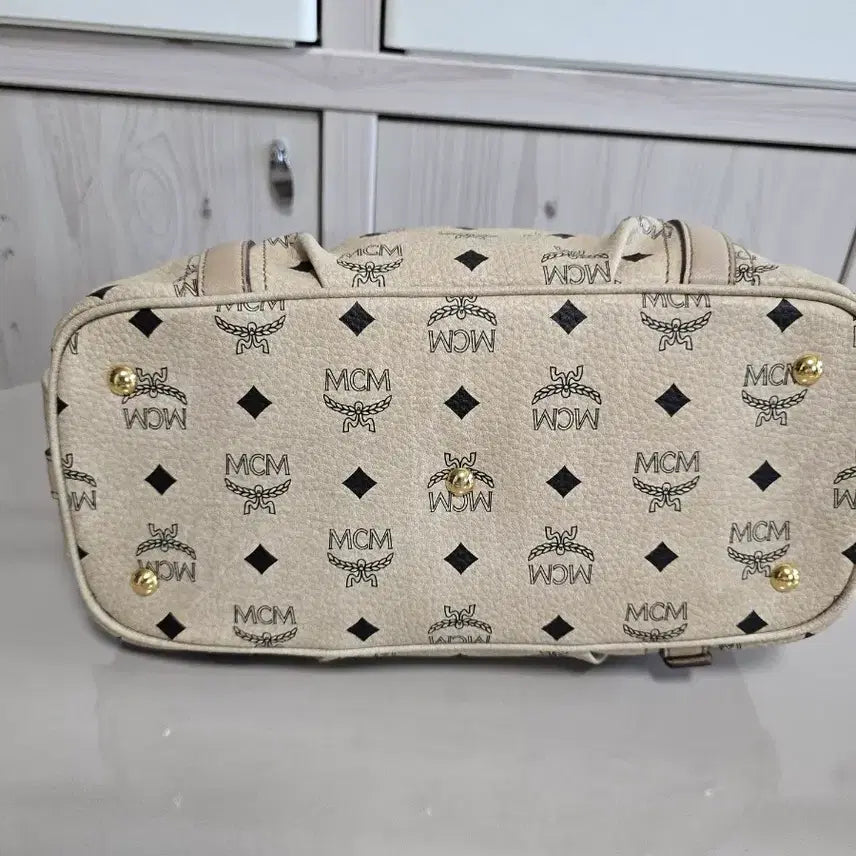 [BUNJANG] MCM Visetos Tote Bag Beige / MCM 비세토스 베이지