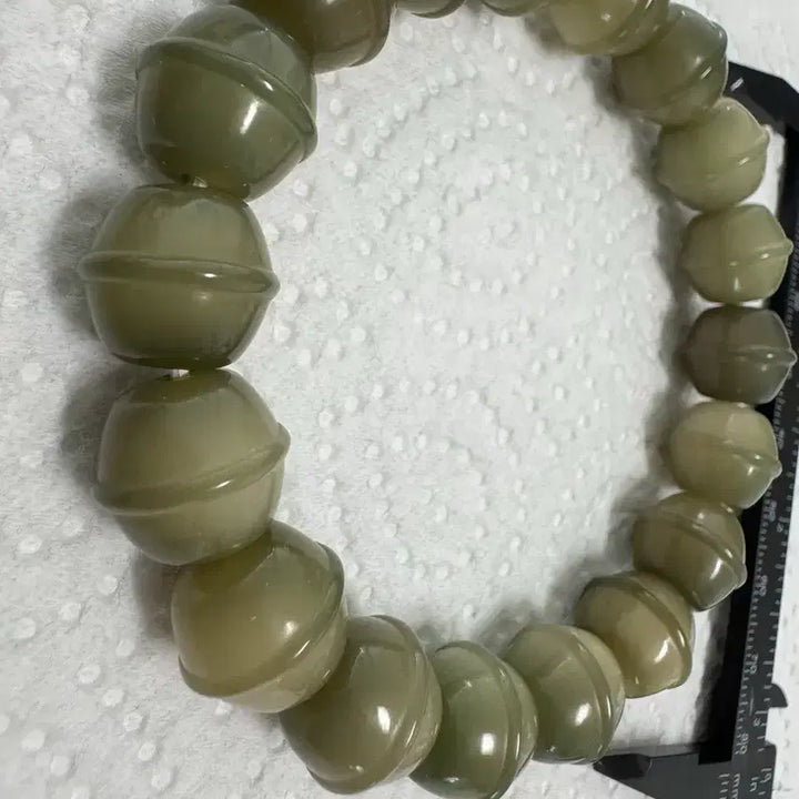 [BUNJANG] Natural Barley Root Honey Pot Bracelet / 음피 천연 보리근 (꿀 단지 모양) (아이보리색 원과 증정) (새상품)