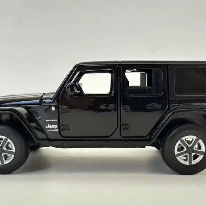 [BUNJANG] Jeep &amp; Defender 1/32 Scale Diecast Model Bundle / 1/32 지프 &amp; 디펜더 일괄판매