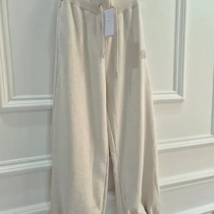 [BUNJANG] Jordan Ivory Jogger Pants / 조던 아이보리 조거 팬츠